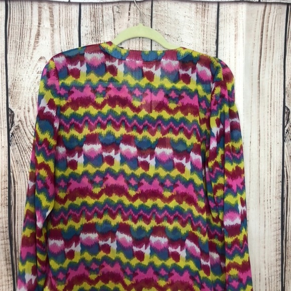 🔥5/$10🔥 Wrangler Pink Printed Aztec Top M - Picture 6 of 9